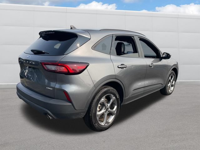 Used 2025 Ford Escape ST-Line Select AWD/4WD image 9