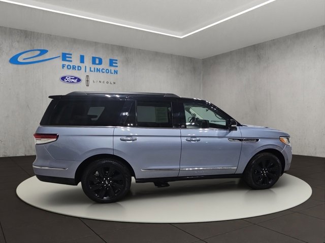 Used 2024 Lincoln Navigator Black Label image 5