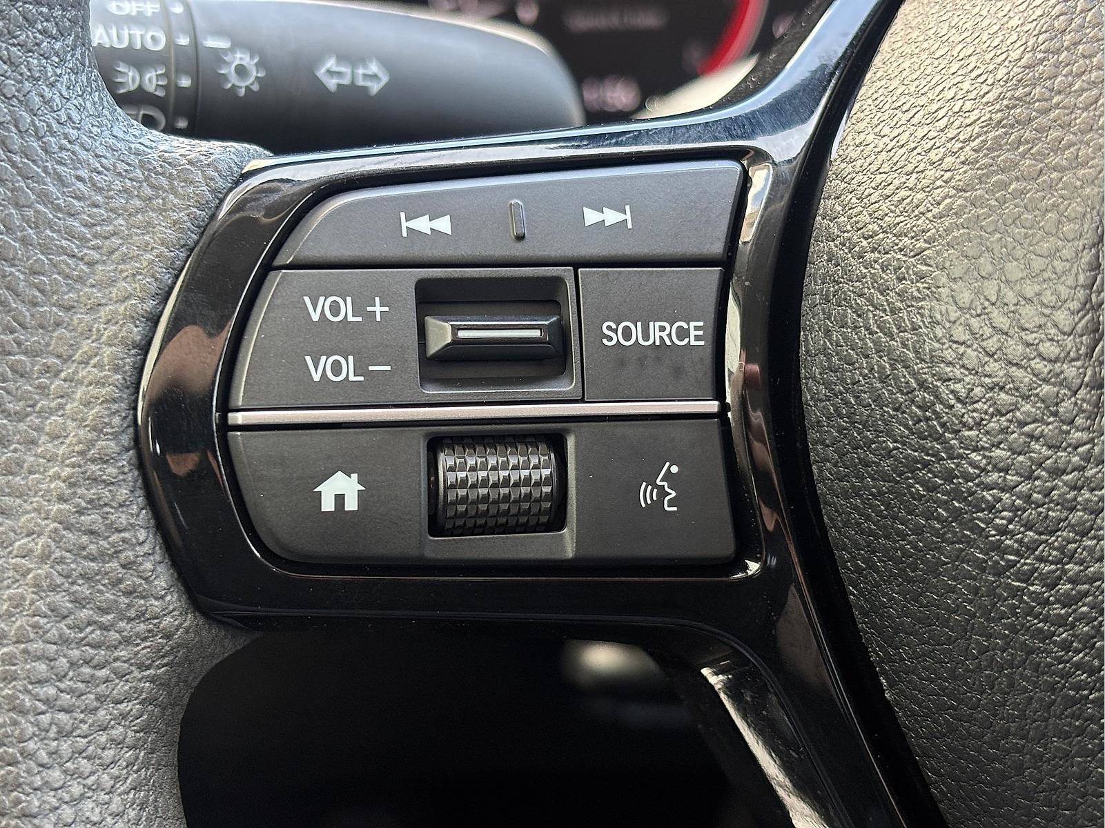 Certified 2023 Honda Civic LX image 27