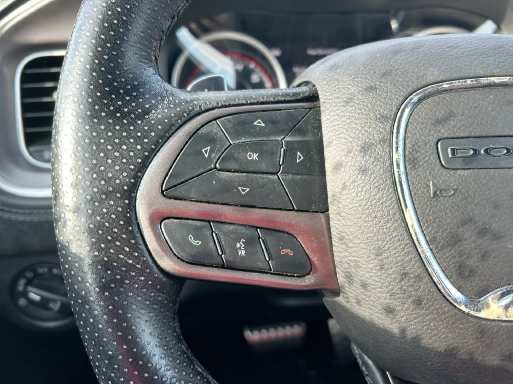 Used 2022 Dodge Charger R/T w/ Plus Group RWD image 17