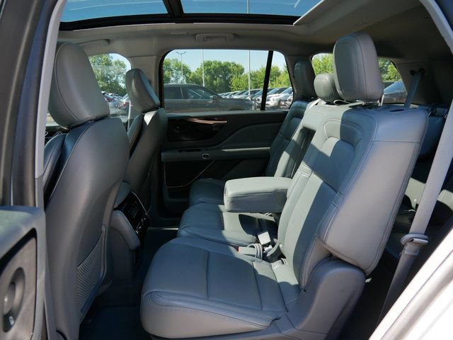Used 2021 Lincoln Aviator Reserve w/ Elements Package Plus AWD/4WD image 11