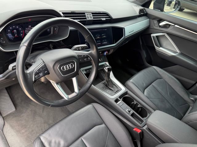 Used 2019 Audi Q3 2.0T Premium image 12