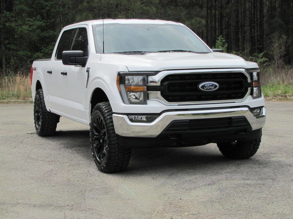 Used 2023 Ford F150 XLT w/ Equipment Group 301A Mid image 9