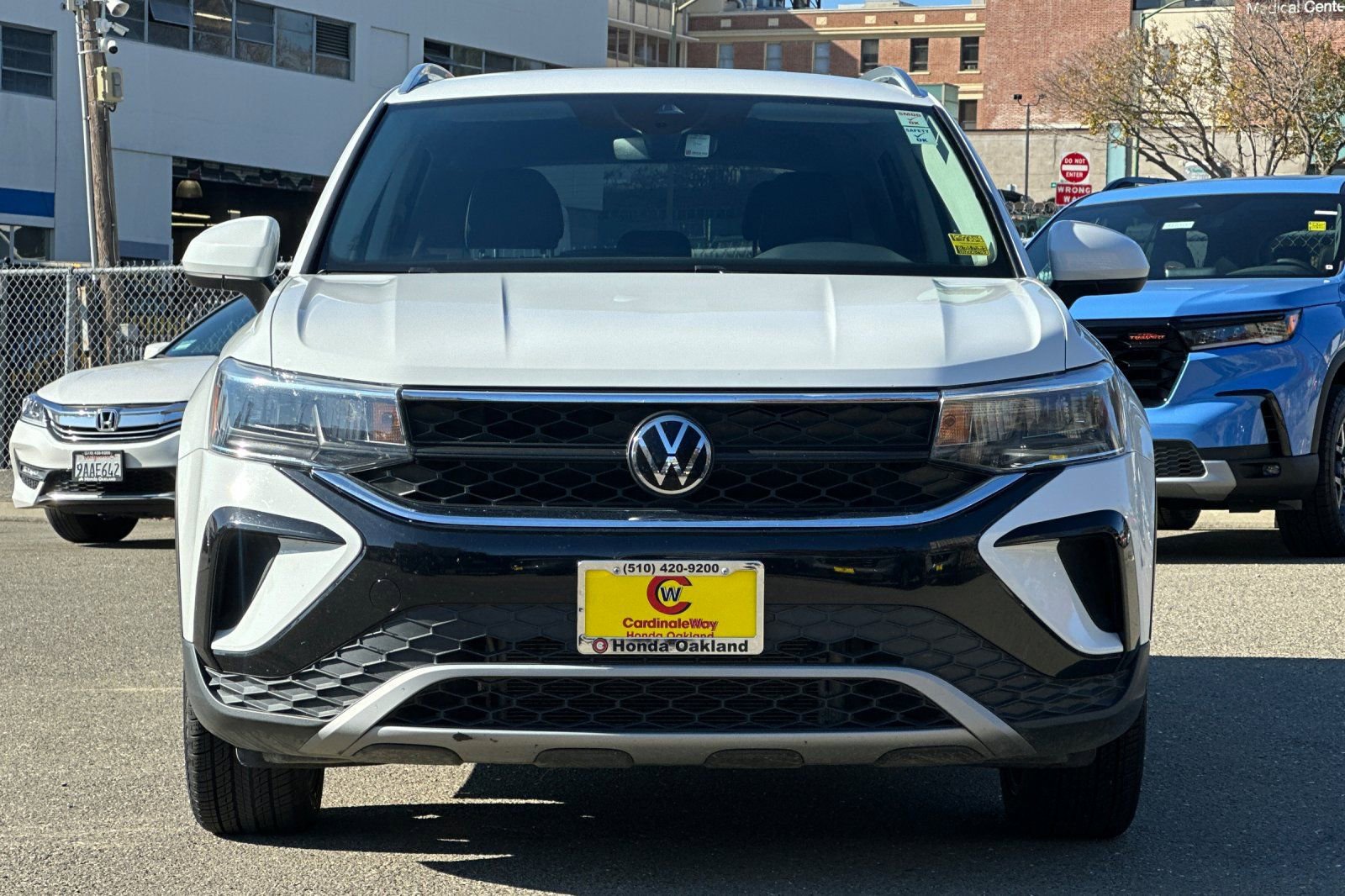 Used 2024 Volkswagen Taos SE image 10