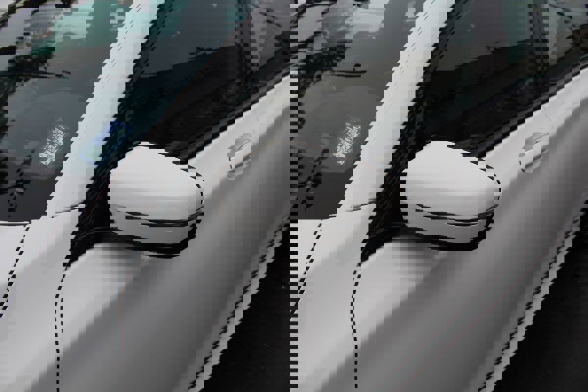 Used 2018 BMW 740i image 12