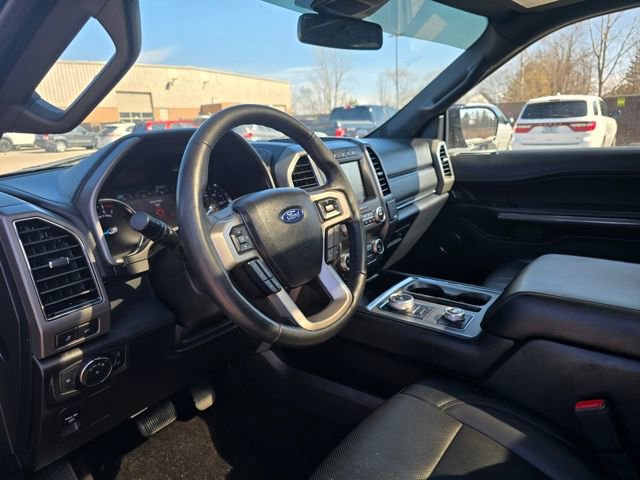 Used 2021 Ford Expedition XLT image 12