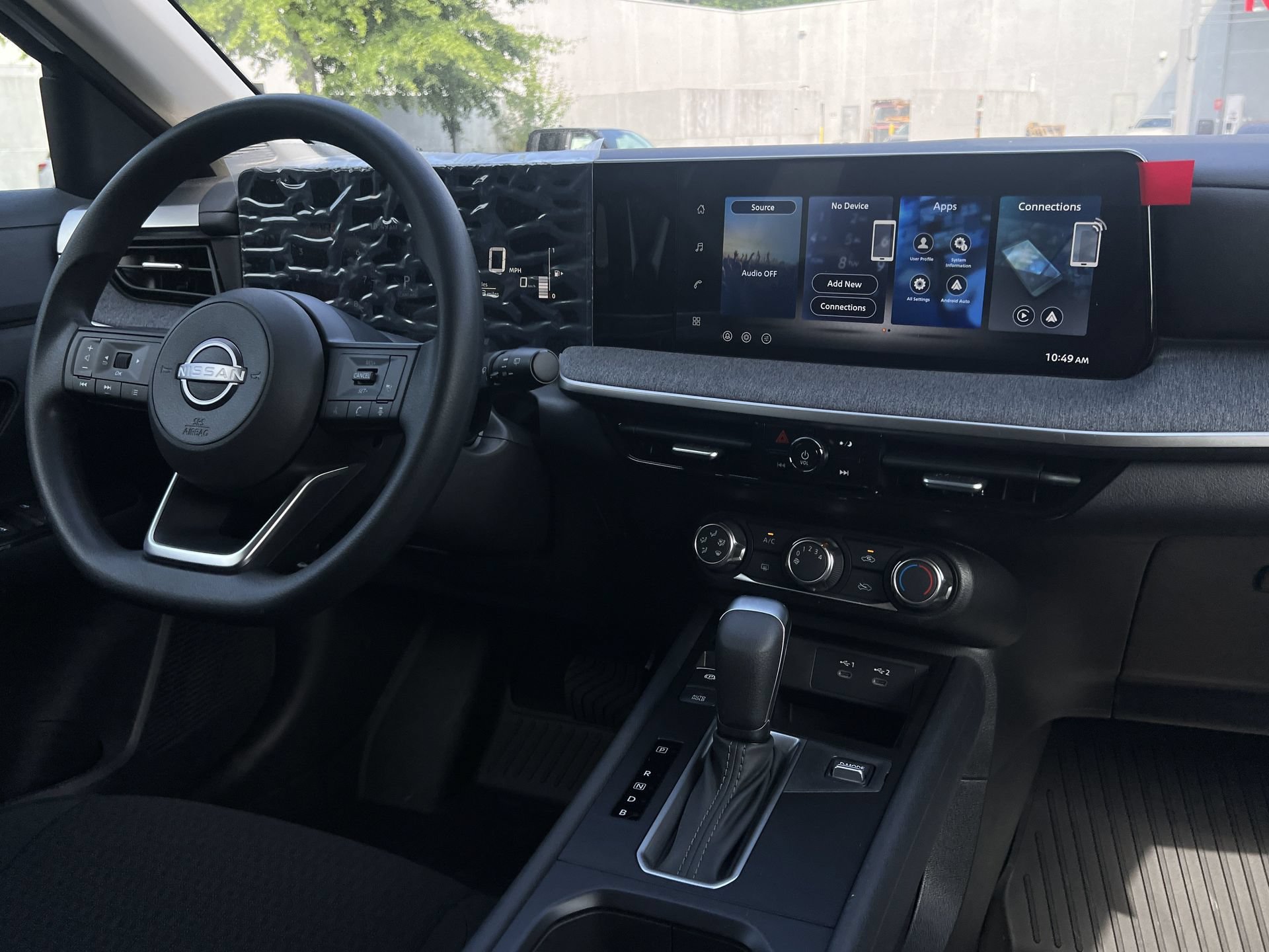 New 2026 Nissan Kicks S FWD image 3