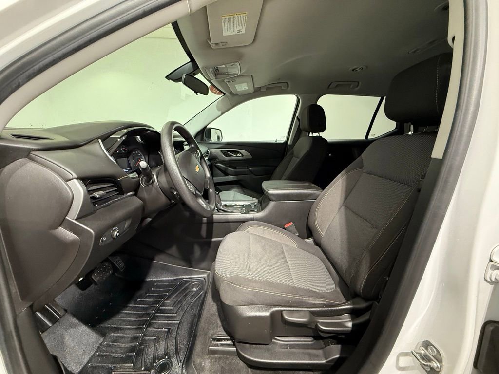 Used 2018 Chevrolet Traverse LS image 13