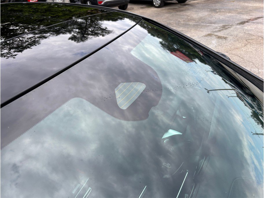 Used 2024 Mercedes-Benz C 300 Sedan image 12