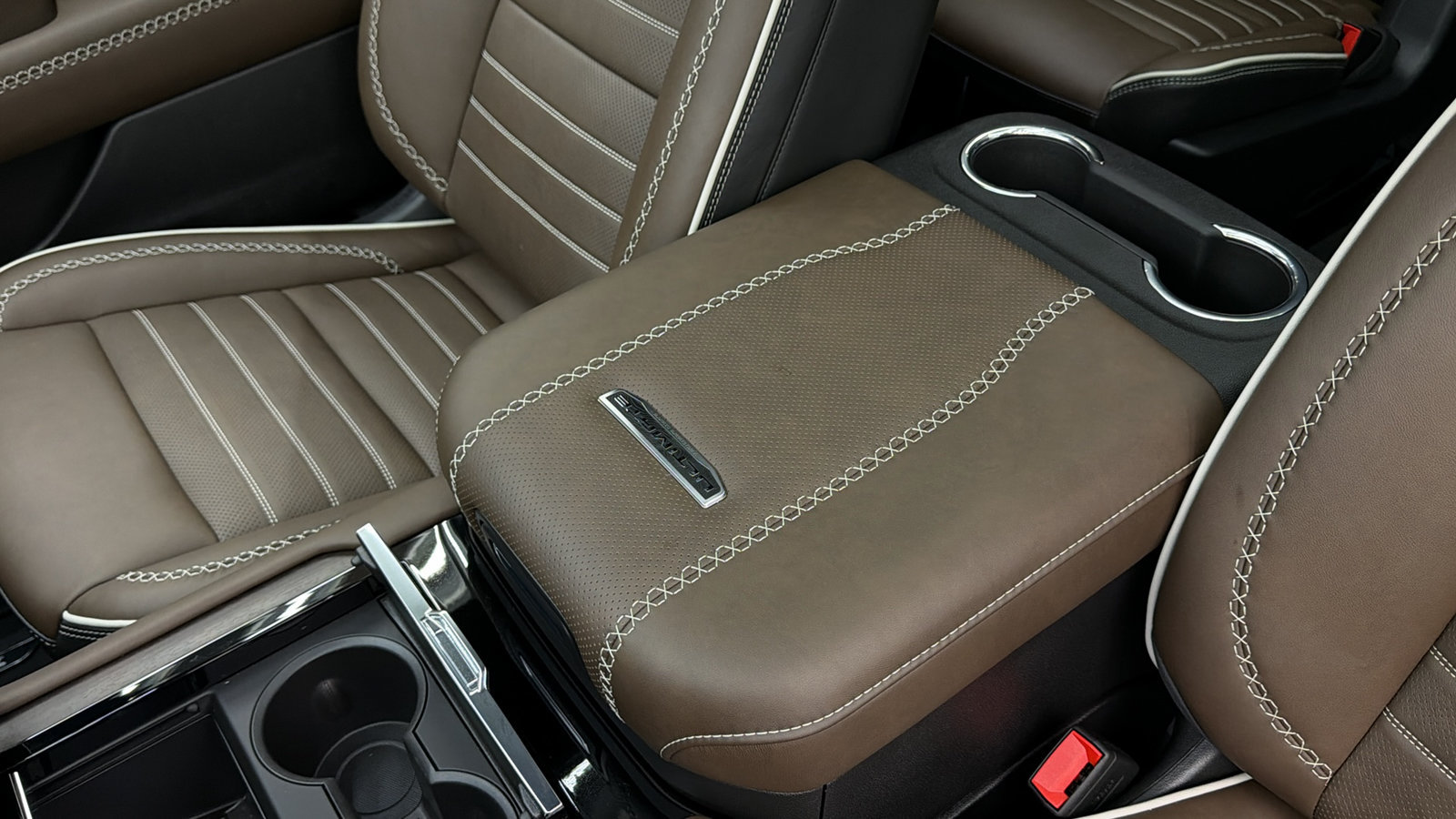 Used 2026 GMC Yukon XL Denali Ultimate w/ LPO, Floor Liner Package AWD/4WD image 23