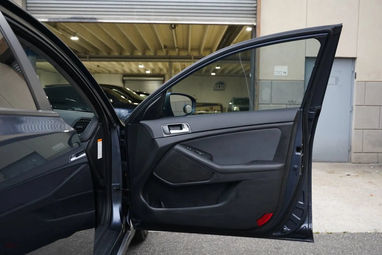 Used 2015 Kia Optima LX w/ Hybrid Convenience Package FWD image 31