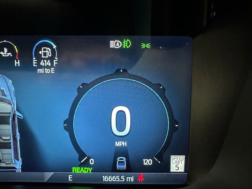 Used 2025 Ford F150 Lariat w/ Equipment Group 501A Mid AWD/4WD image 24