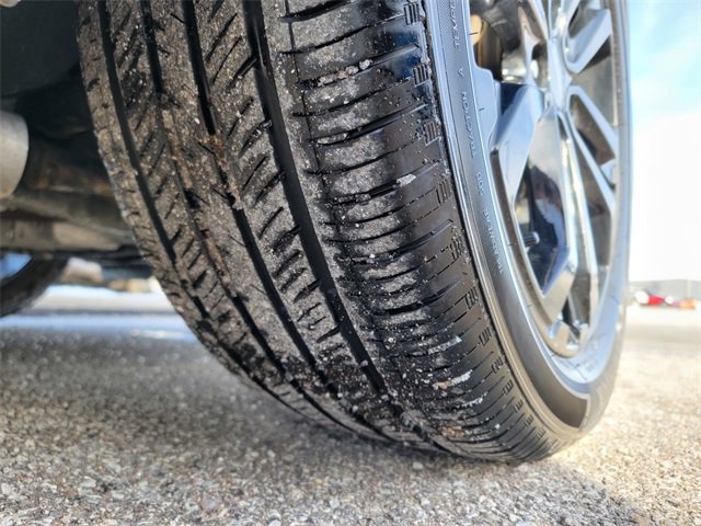 Used 2021 GMC Terrain SLT w/ Infotainment Package II image 18