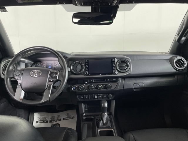 Used 2021 Toyota Tacoma TRD Off-Road w/ TRD Premium Off Road Package AWD/4WD image 18