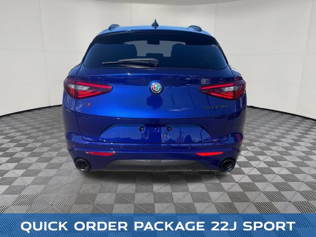 Used 2020 Alfa Romeo Stelvio Sport w/ Quick Order Package 22J Sport AWD/4WD image 4