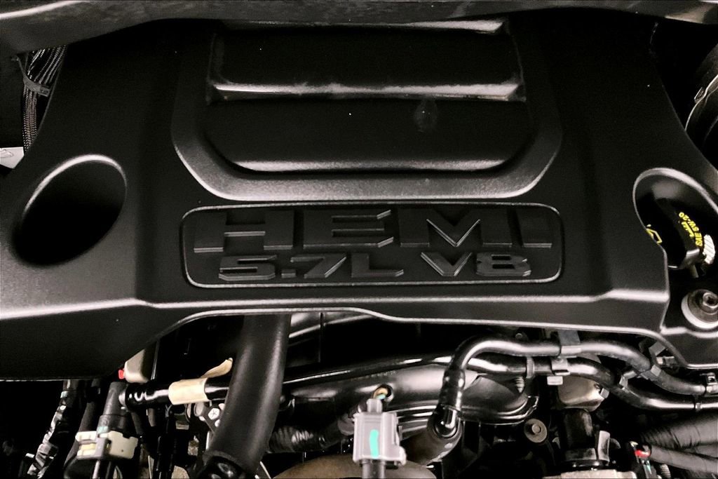 Used 2019 RAM 1500 Big Horn image 30