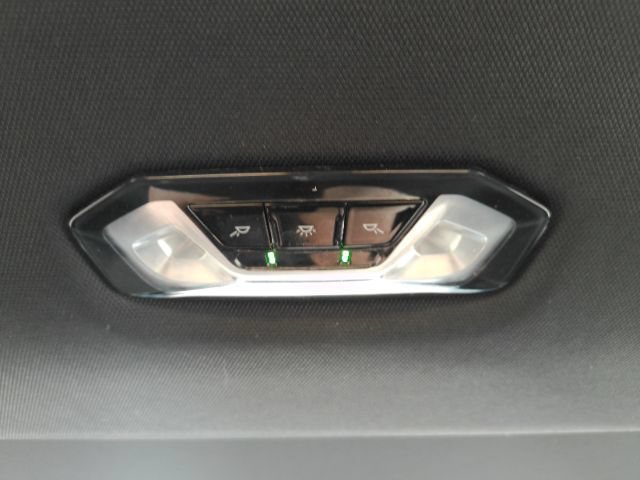 Used 2023 BMW i4 eDrive40 RWD image 32