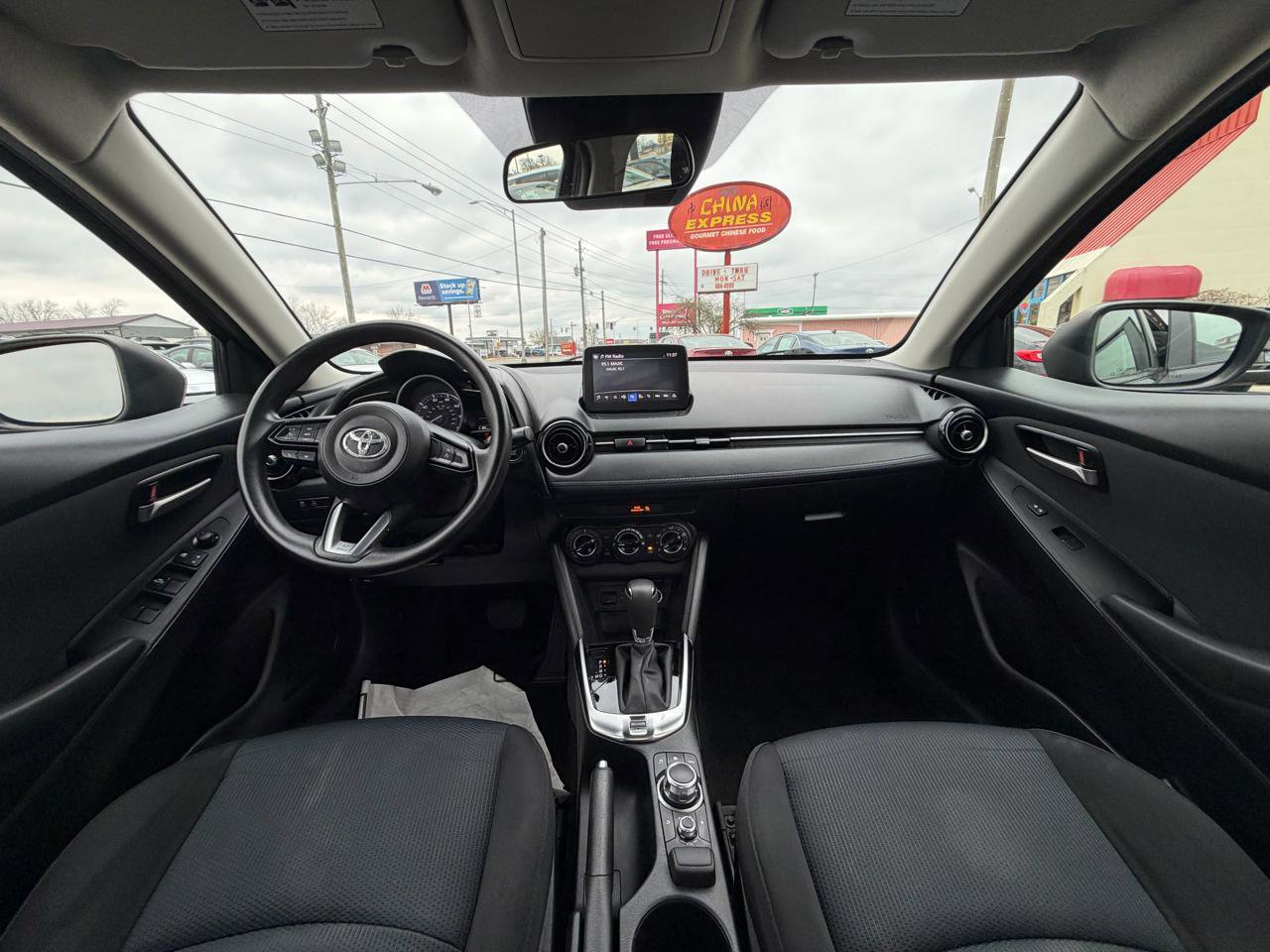 Used 2020 Toyota Yaris LE FWD image 13