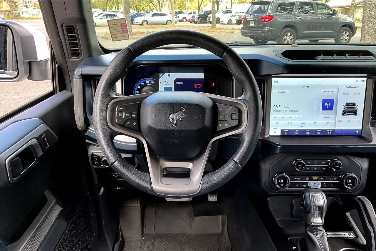 Used 2023 Ford Bronco Outer Banks image 8