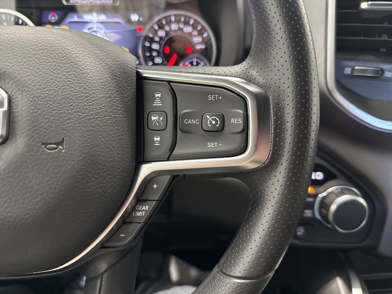 New 2026 RAM 1500 Express AWD/4WD image 19
