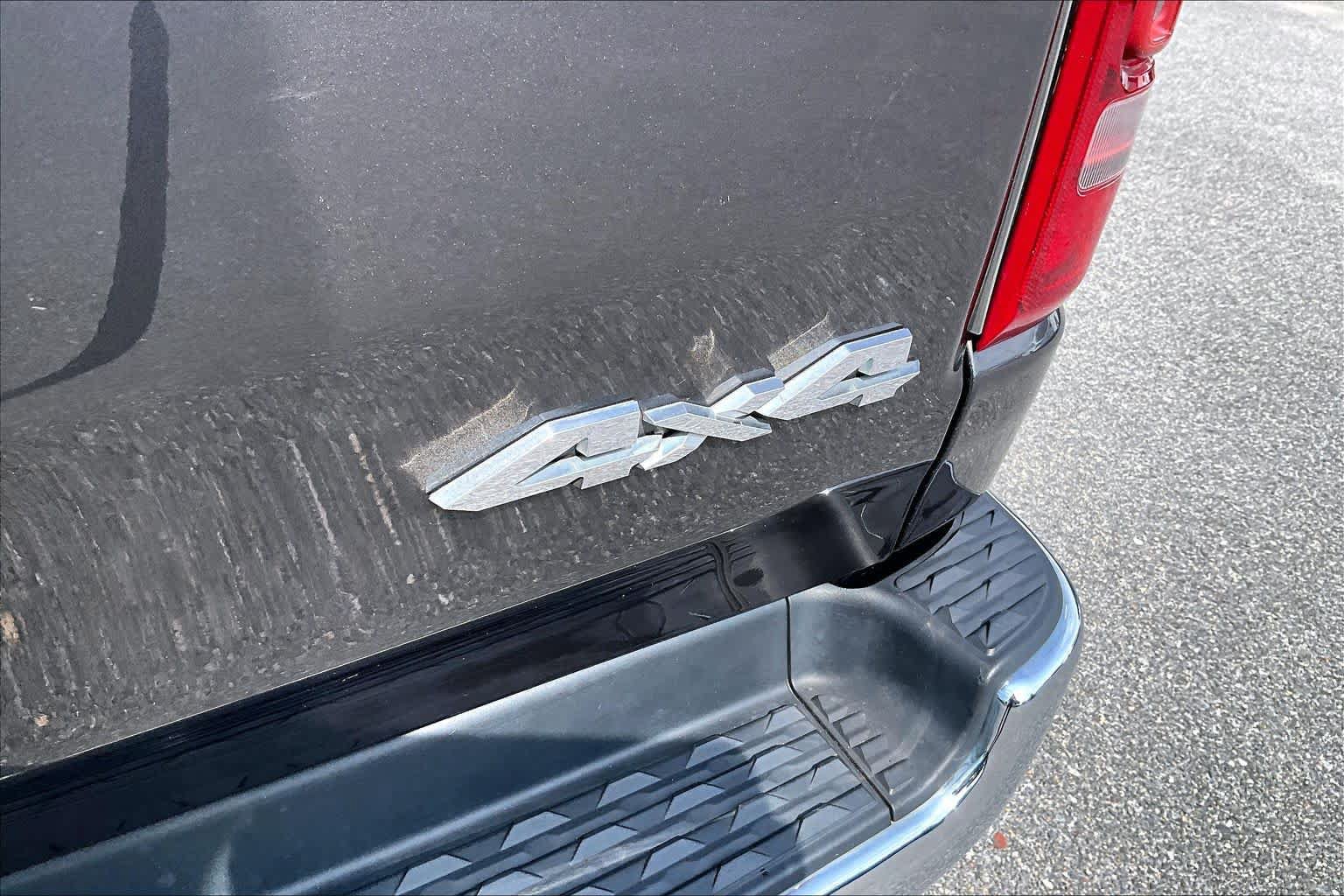 Used 2020 RAM 1500 Limited AWD/4WD image 10