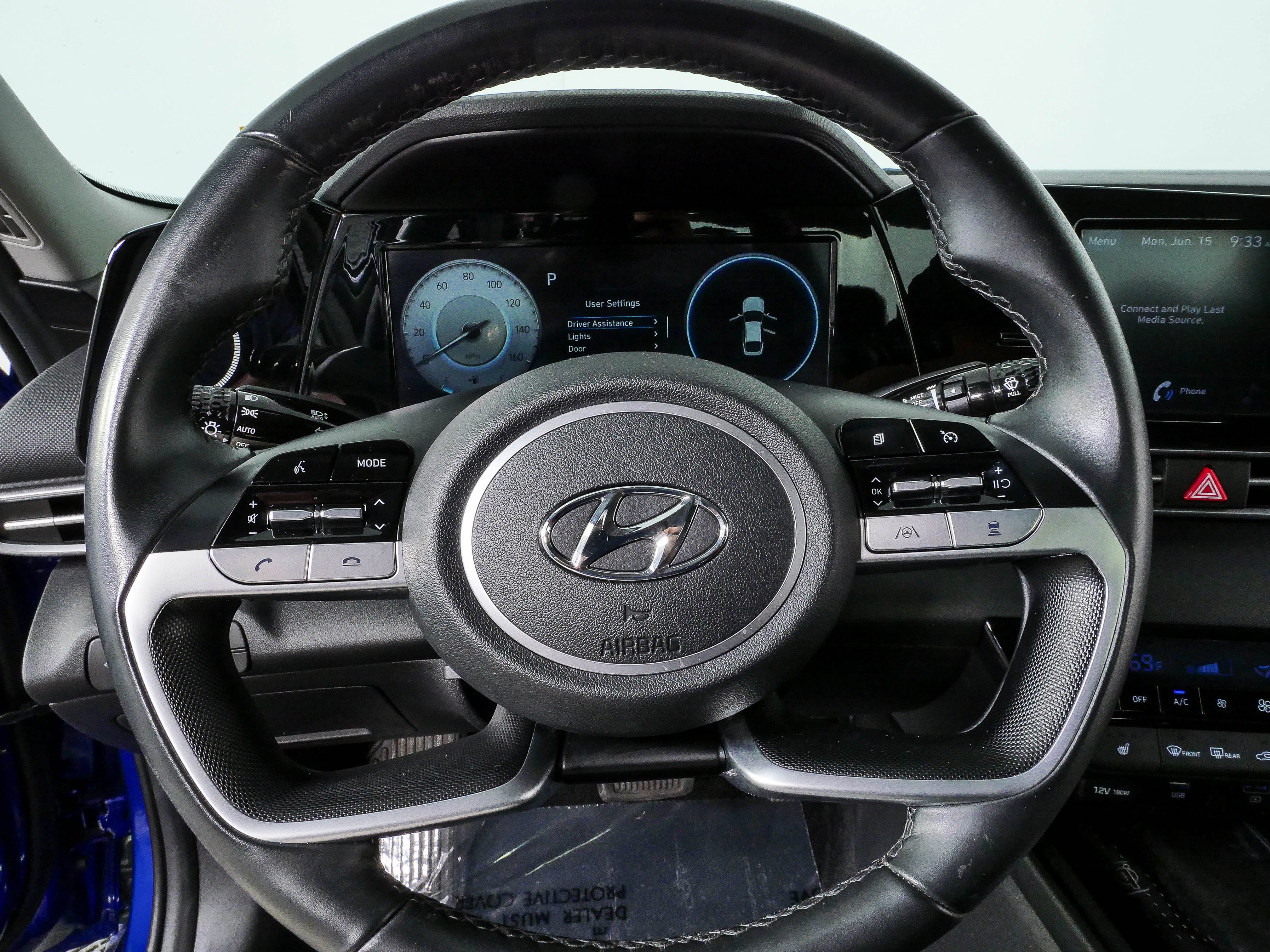 Used 2021 Hyundai Elantra SEL w/ Convenience Package FWD image 8