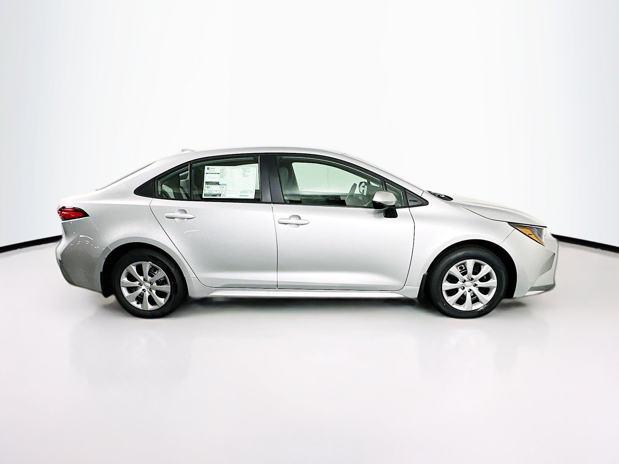 Used 2026 Toyota Corolla LE image 10