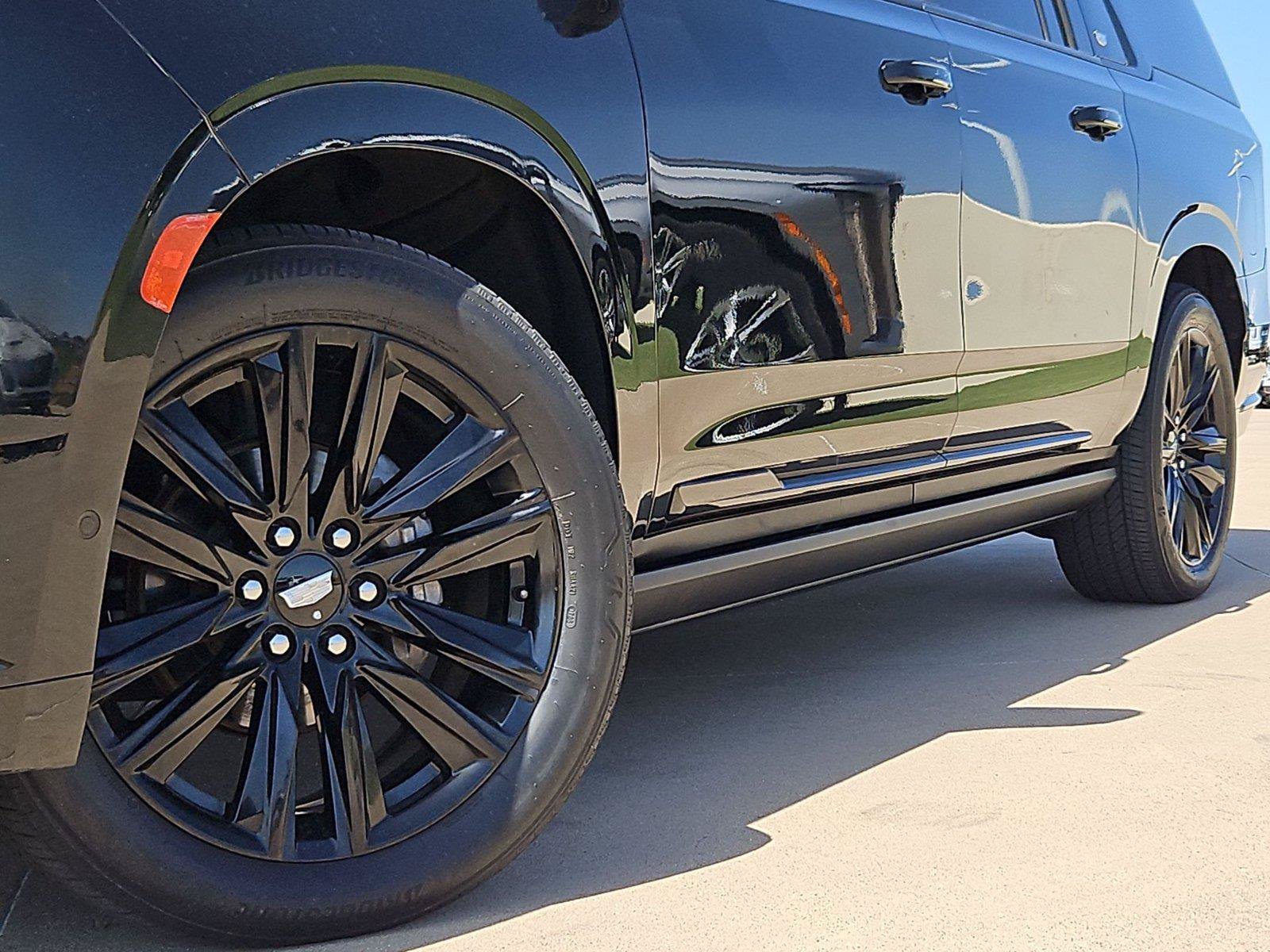 Used 2021 Cadillac Escalade ESV Sport w/ Driver Assist Tech Package AWD/4WD image 8
