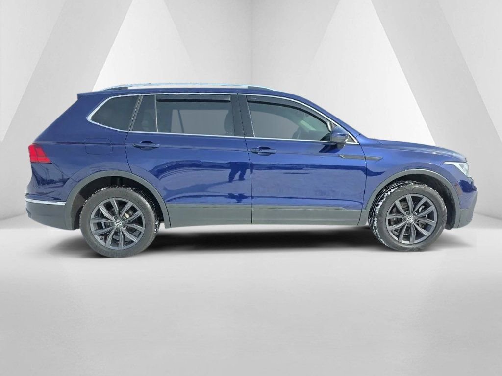 Used 2022 Volkswagen Tiguan SE AWD/4WD image 4