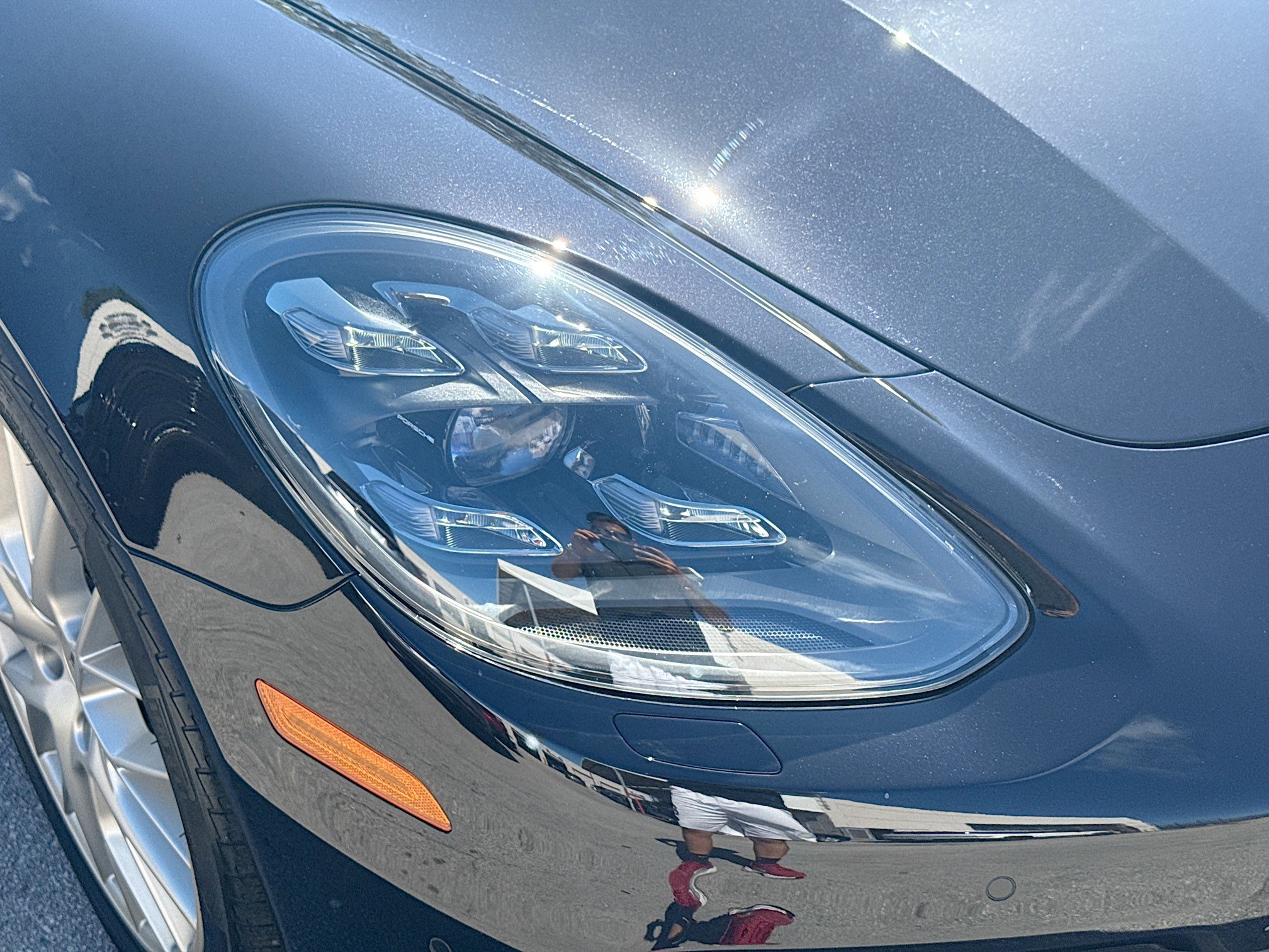 Used 2020 Porsche Panamera 4 image 32