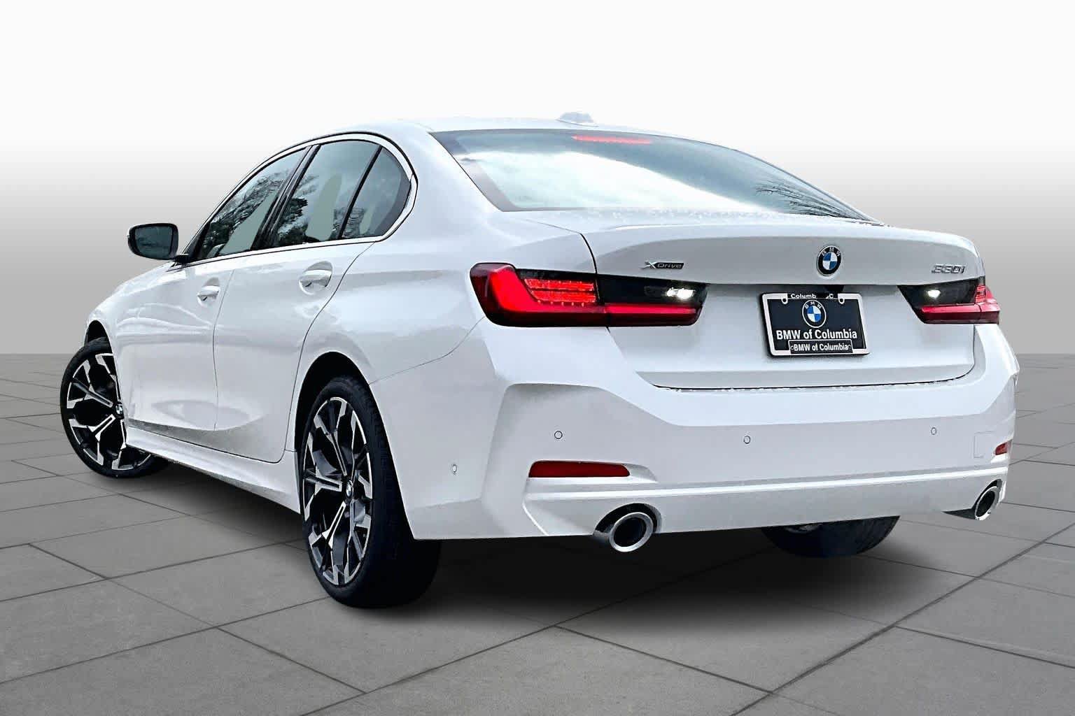 Used 2026 BMW 330i xDrive Sedan w/ Premium Package AWD/4WD image 12