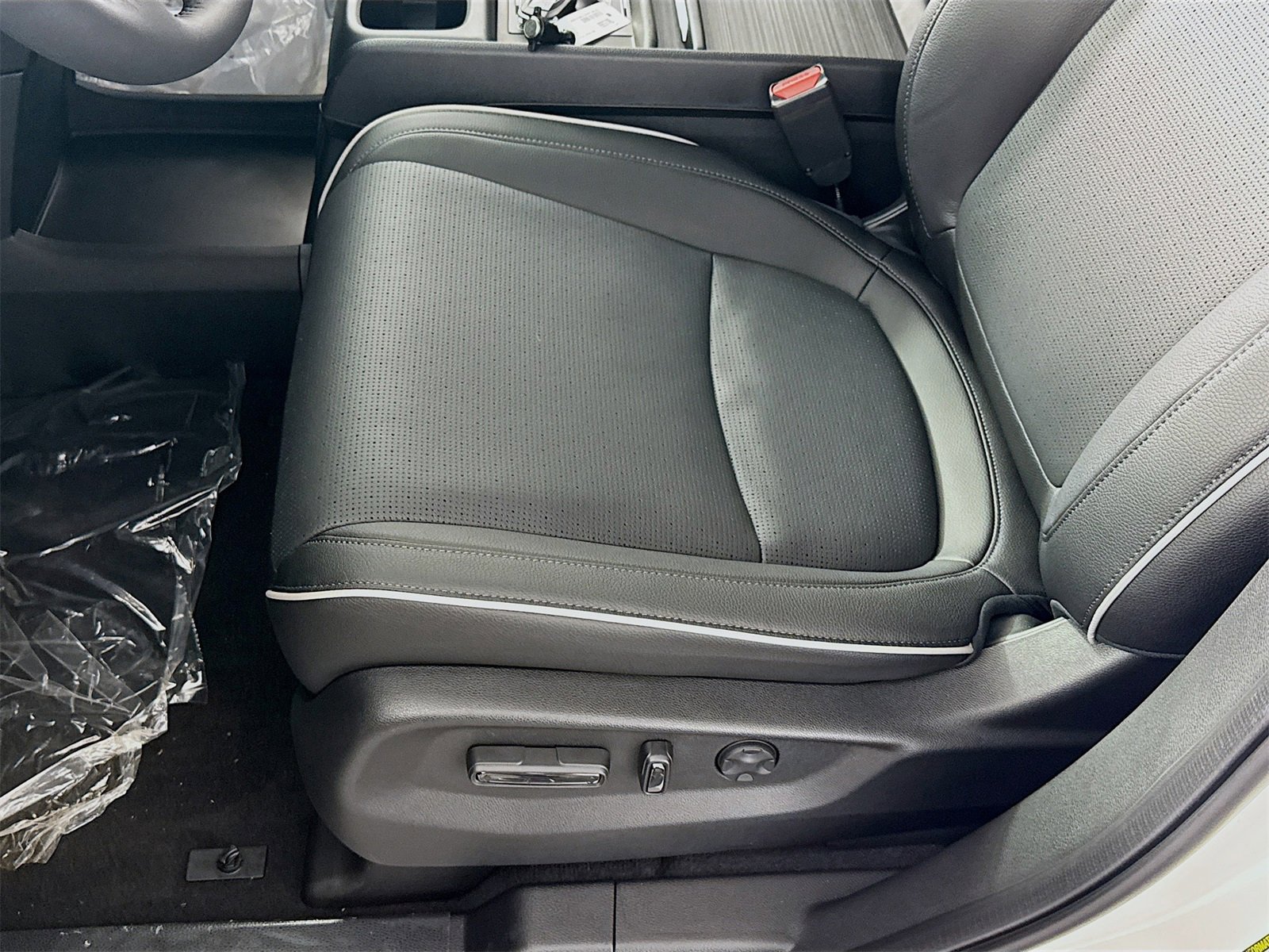 New 2026 Honda Odyssey Elite image 13