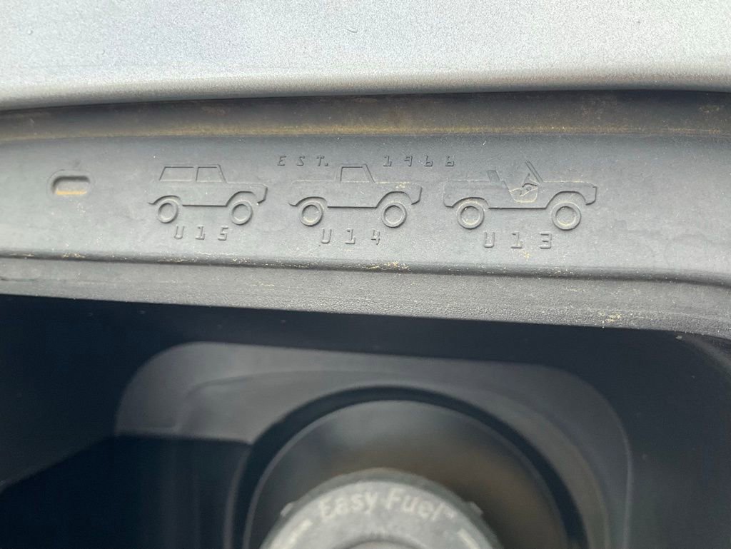 Used 2023 Ford Bronco Outer Banks image 17