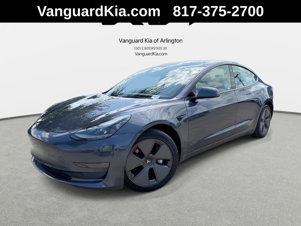 Used 2023 Tesla Model 3 Standard Range RWD video 1