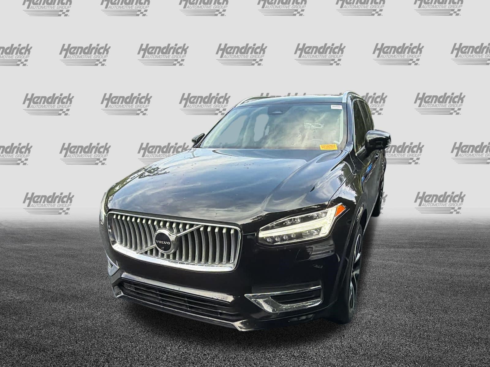 Used 2023 Volvo XC90 B5 Plus w/ Protection Package Premier AWD/4WD image 5
