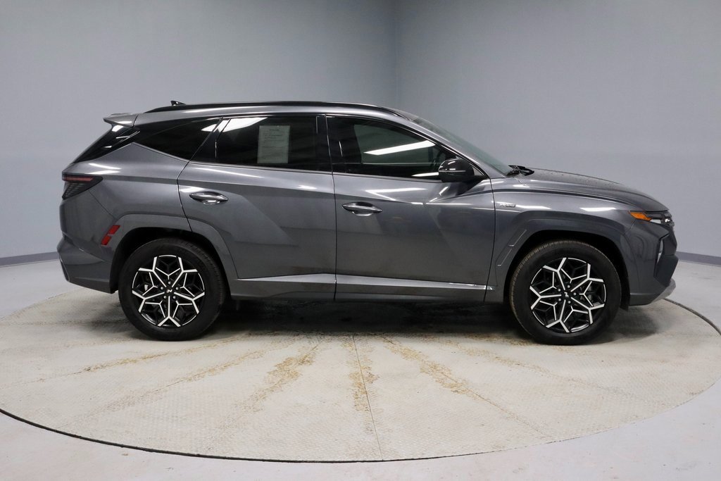 Certified 2022 Hyundai Tucson N Line image 12
