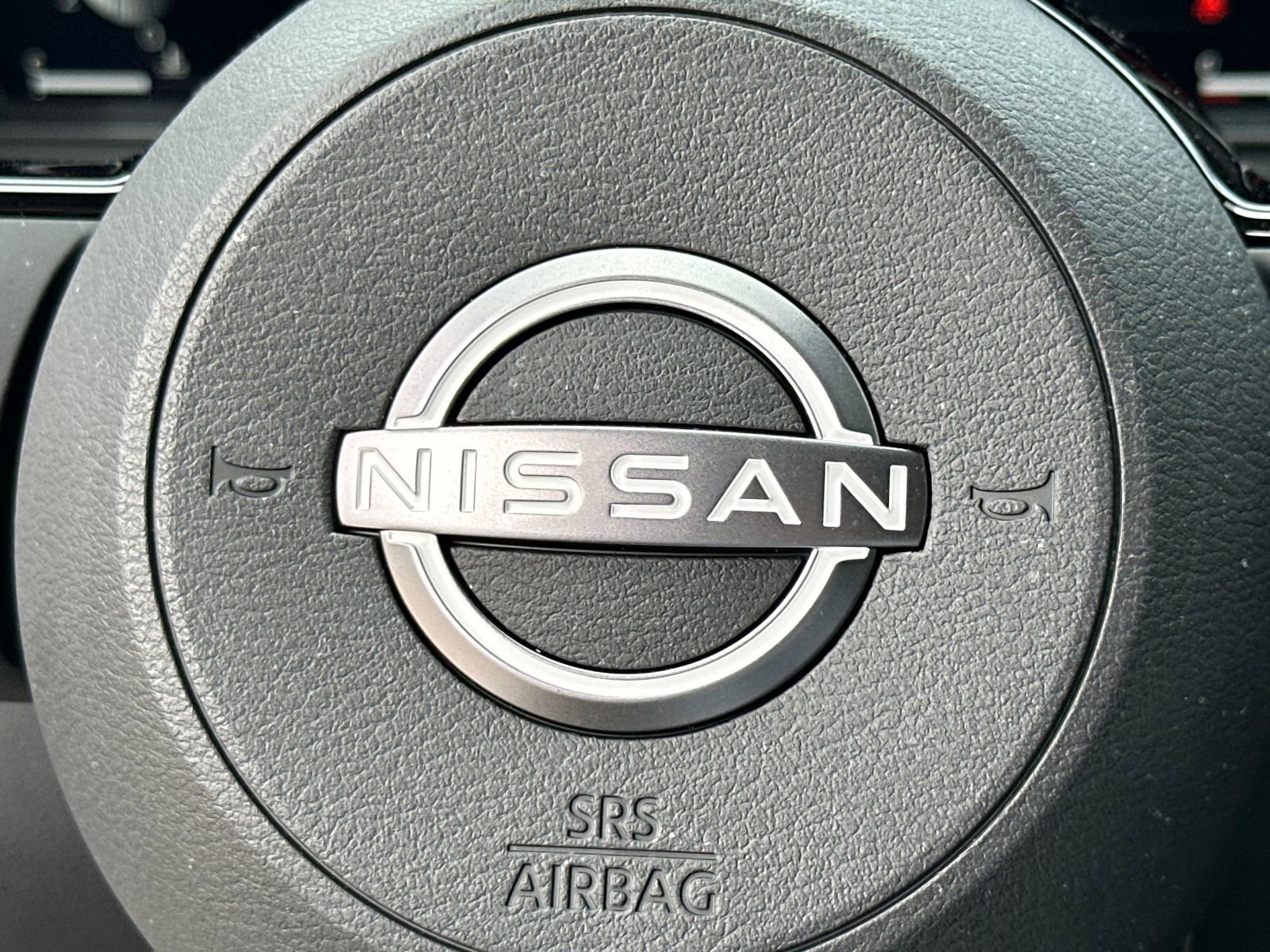 Certified 2024 Nissan Rogue SL FWD image 23