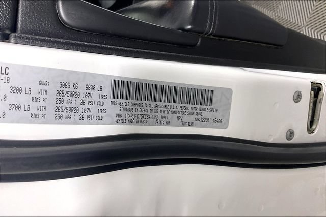 Used 2019 Jeep Grand Cherokee High Altitude AWD/4WD image 18