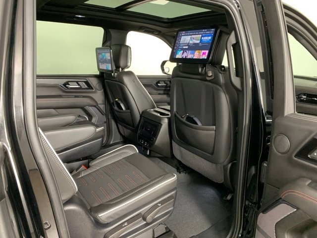 Used 2025 GMC Yukon XL AT4 Ultimate image 46