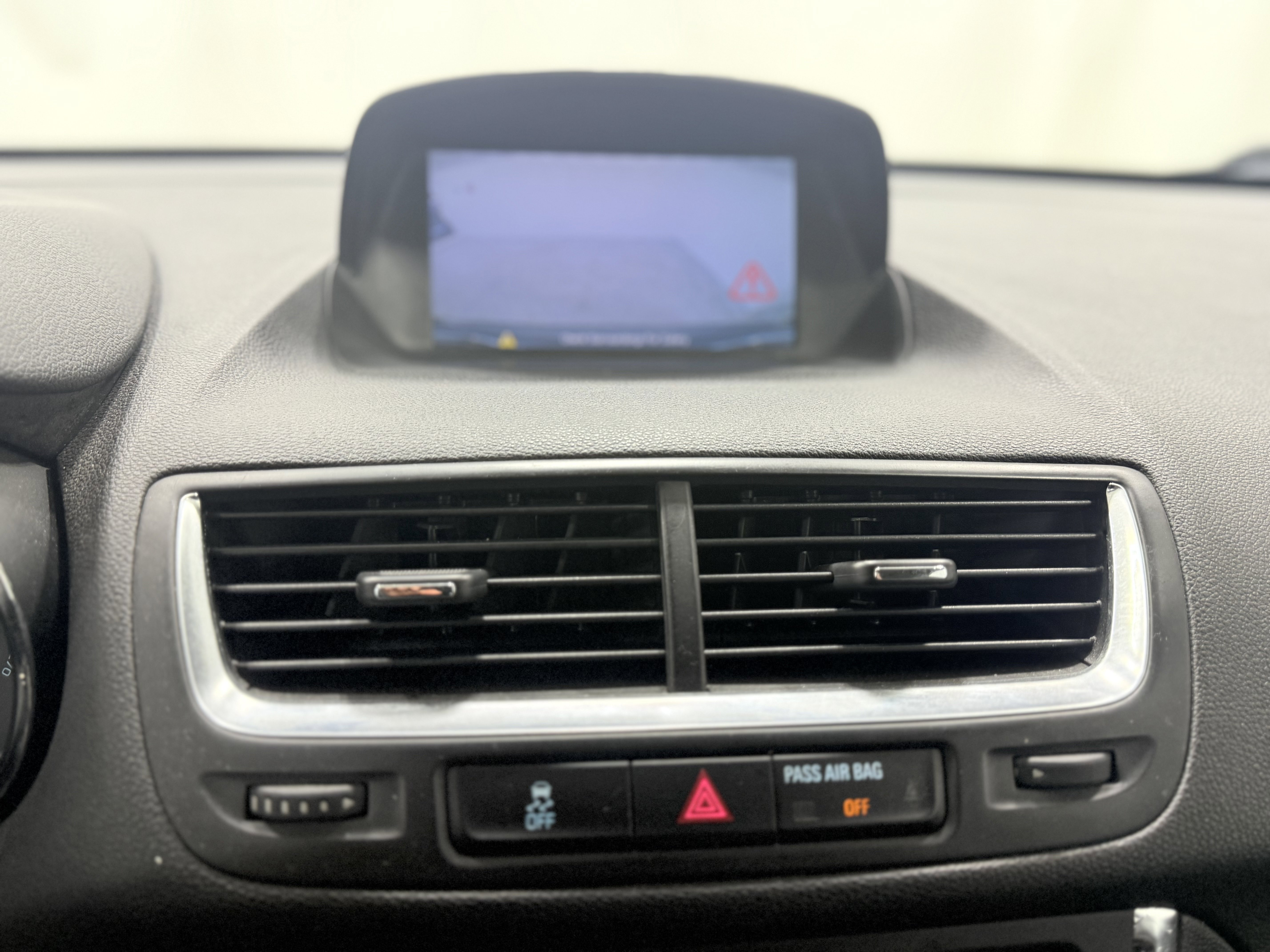 Used 2014 Buick Encore Premium image 20