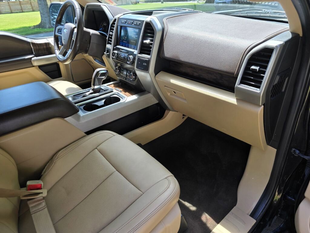 Used 2020 Ford F150 Lariat image 12