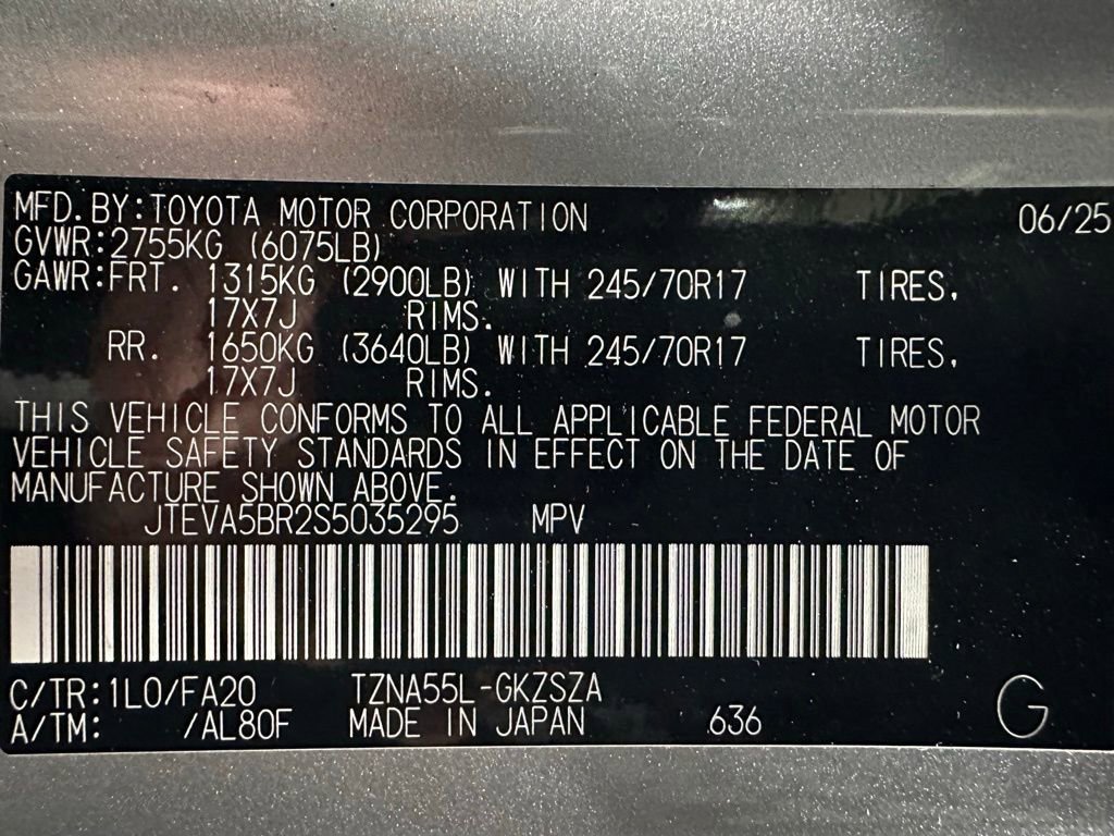 Used 2025 Toyota 4Runner SR5 AWD/4WD image 11
