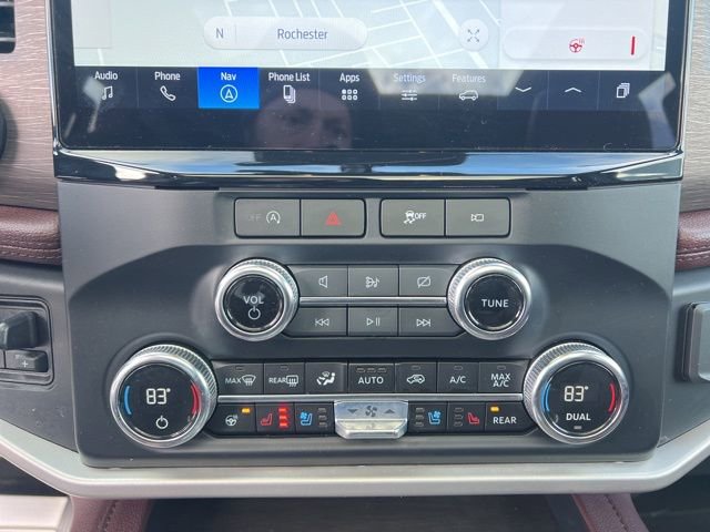 Used 2023 Ford Expedition Limited image 33