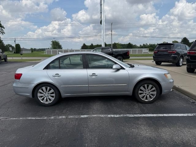 Used 2009 Hyundai Sonata Limited FWD image 10