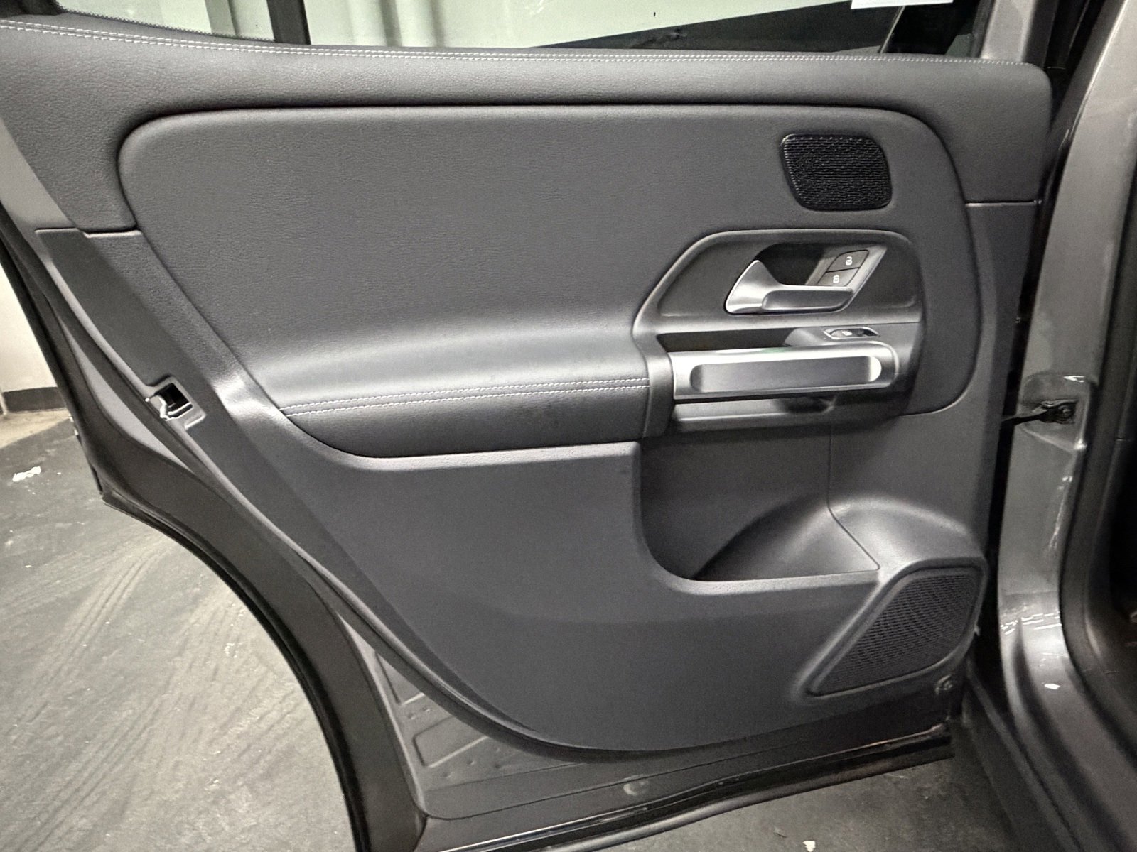 Certified 2023 Mercedes-Benz EQB 300 4MATIC image 36