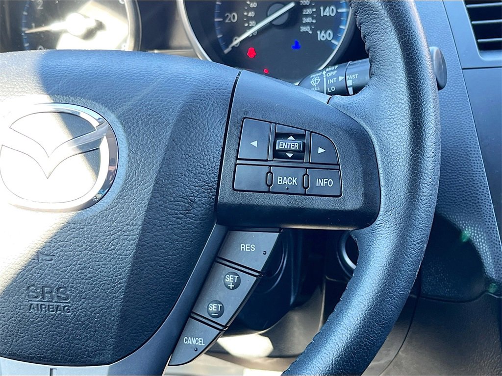 Used 2013 MAZDA MAZDA3 i Touring image 32