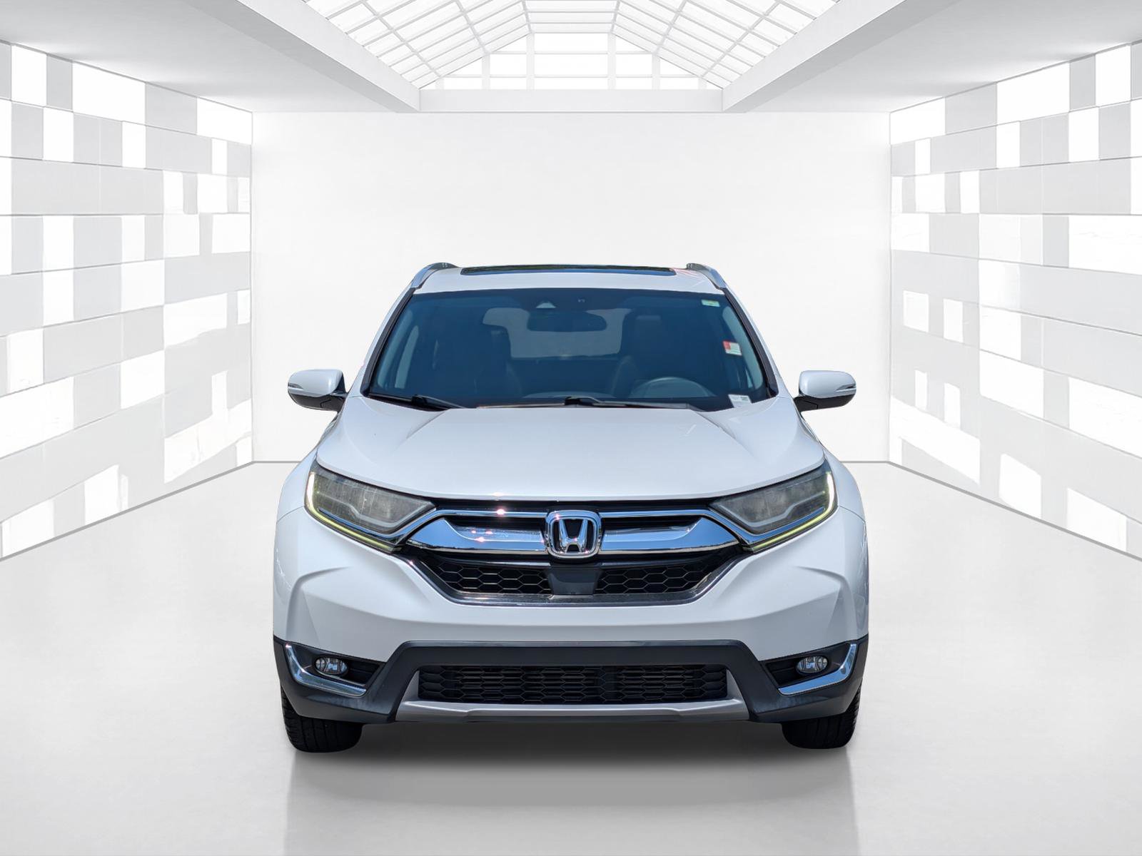 Used 2019 Honda CR-V Touring image 2