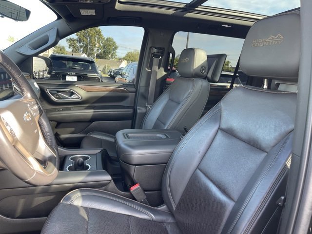 Used 2021 Chevrolet Suburban High Country image 18