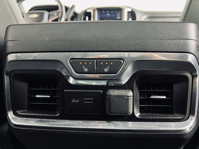 Used 2019 Chevrolet Silverado 1500 High Country image 16