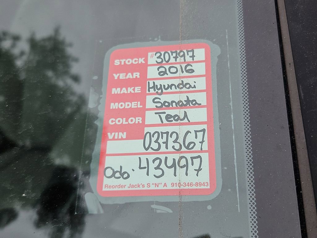 Used 2016 Hyundai Sonata SE image 12